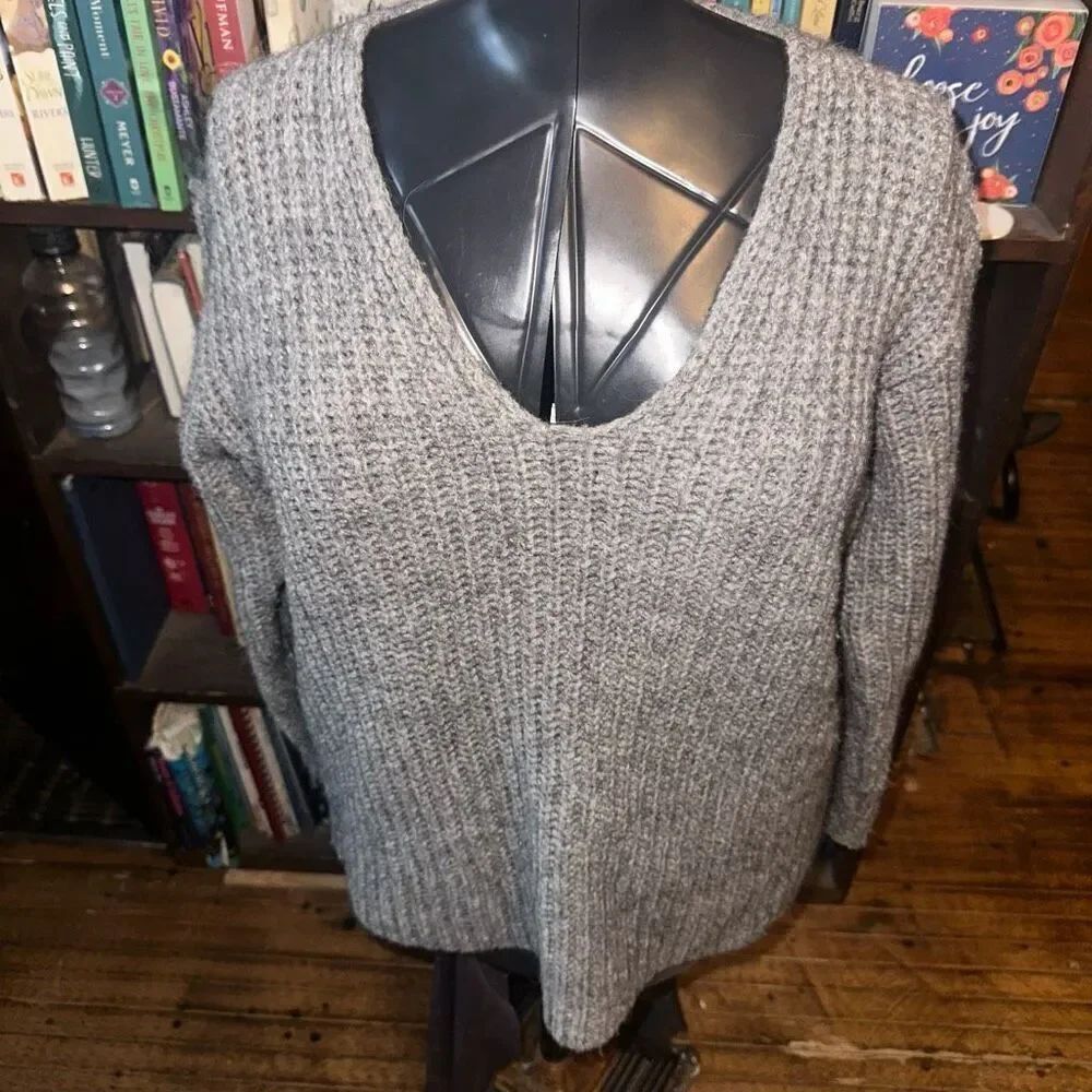 Eileen Fisher gray v-neck XS organic cotton alpaca sweater